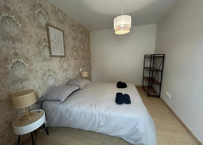 아파트 Cote Pyrenees - 9 Min Des Sanctuaires - Moderne & Equipe - Jusqu'a 4 Couchages 루르드